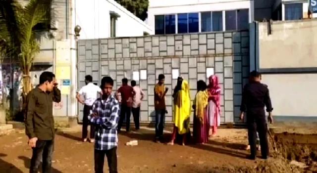 উত্তরায় পাঁচ পোশাক কারখানা অনির্দিষ্টকালের জন্য বন্ধ