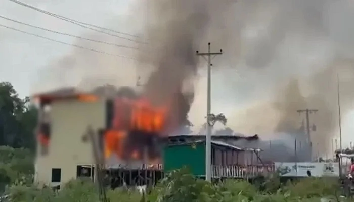 কক্সবাজারের ইনানীতে রিসোর্টে আগুন, ৫ জনের প্রাণহানী