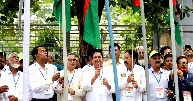উৎসবমুখর পরিবেশে পাবনা জেলা তাঁতী দলের সম্মেলন অনুষ্ঠিত