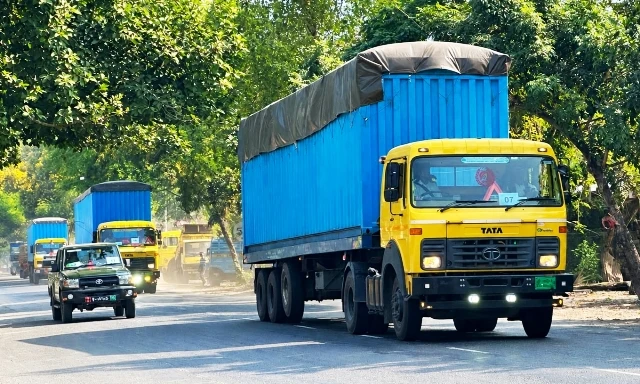 কড়া নিরাপত্তার রূপপুরে পৌঁছাল ইউরেনিয়ামের আরেকটি চালান