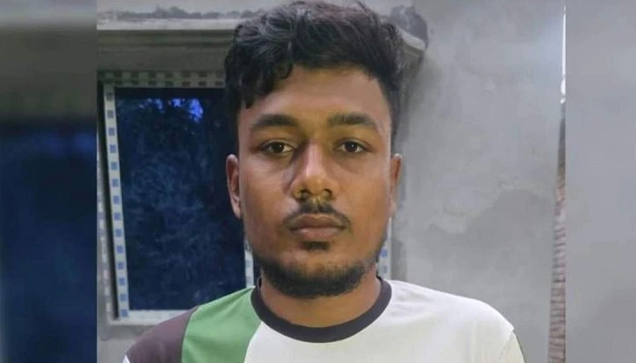 প্রধানমন্ত্রীকে নিয়ে ‘স্নাইপারের অভাব’ মন্তব্য, সেই যুবক গ্রেপ্তার