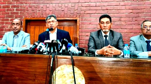 সংবিধান সংস্কার: গুরুত্ব পাচ্ছে ‘জুলাই সনদ’ ও ‘গণভোট’