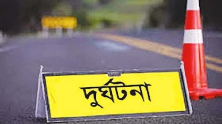 সীতাকুণ্ডে লরিচাপায় নারী-শিশুসহ নিহত ৫