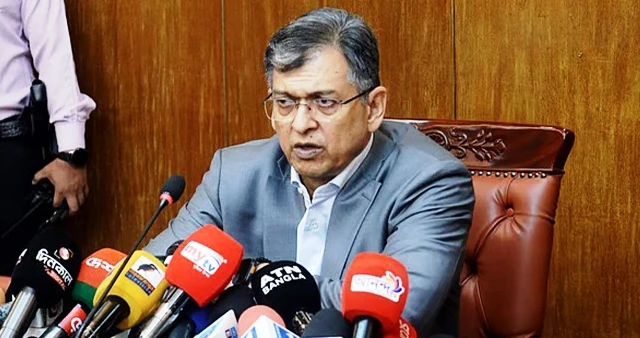 ‘ক্রসফায়ারের’ ক্ষেত্রে জিরো টলারেন্স, আইজিপির বক্তব্য ঠিক হয়নি: স্বরাষ্ট্রমন্ত্রী