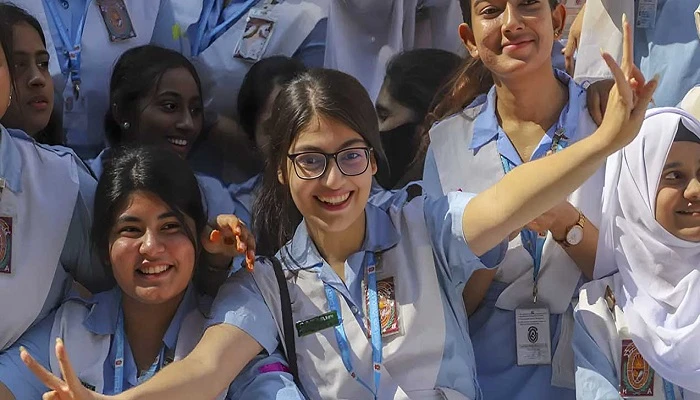 আজ এইচএসসি ও সমমানের ফল প্রকাশ, জানবেন যেভাবে