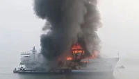 বাঁকখালী নদীতে সেন্ট মার্টিনগামী জাহাজে আগুন