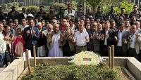 শহীদ ওসমান হাদির কবর জিয়ারত করলেন তারেক রহমান
