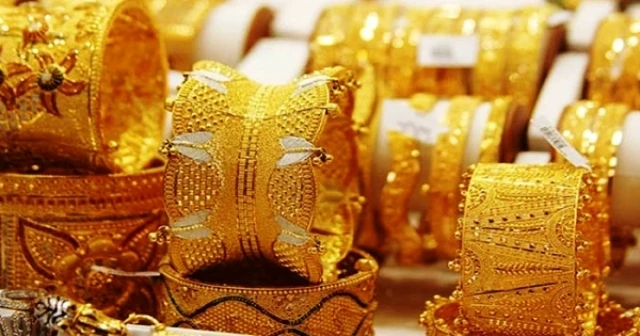 সোনার দামে আবারও বড় লাফ