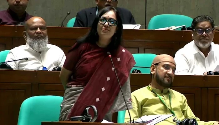 বিএনপিকে নিয়ে রুমিন ফারহানার বক্তব্যে সংসদে হট্টগোল,গালাগালির অভিযোগ