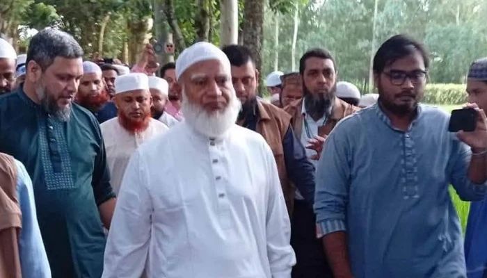 'বাধ্য হয়ে জনগণের অধিকার আদায়ে রাজপথে নেমেছি'