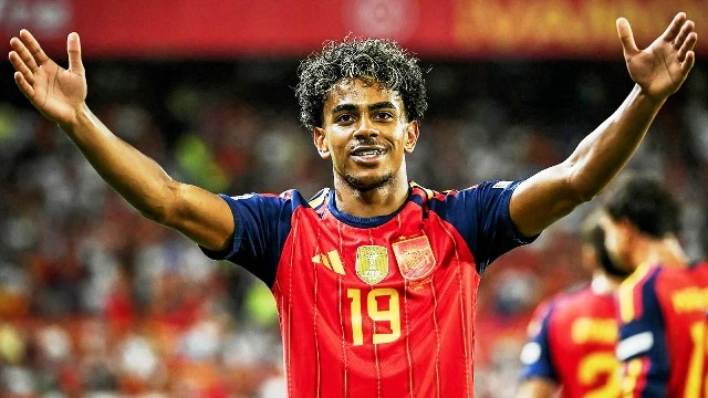 ইয়ামালের জাদুতে ক্রোয়েশিয়াকেও উড়িয়ে দিল বিশ্বচ্যাম্পিয়নরা
