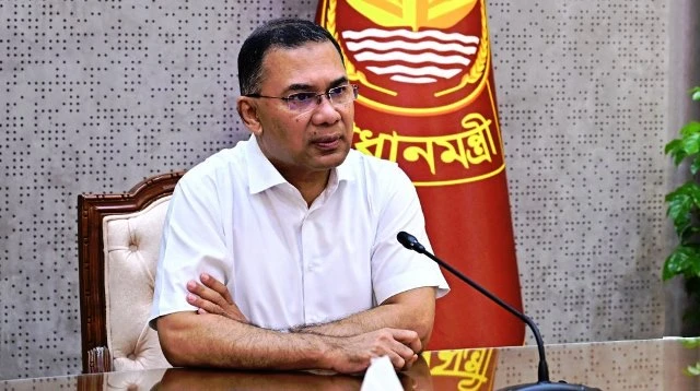 ঢাকার গণপরিবহন ব্যবস্থাপনা ও সড়কে শৃঙ্খলা ফেরাতে প্রধানমন্ত্রীর বৈঠক