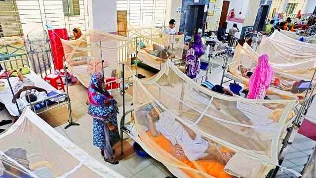 এক দিনে প্রাণ গেল ৪ জনের, ডেঙ্গুতে মৃত্যু ৩০০ ছাড়াল